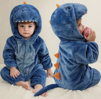 Herziger Dino-Overall aus Plüsch - perfekt für Halloween und Fasnacht!