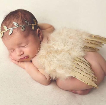 Flügelchen für Neugeborene, weiss-gold oder goldgelb - mit Stirnbändchen