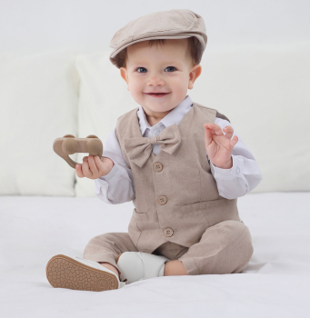 Pinkvanille Kollektion: Hellbraunes elegantes Anzug-Set für Baby Boys, 5-teilig - optional mit Weste. Sommerset, kurzärmlig und Shorts!