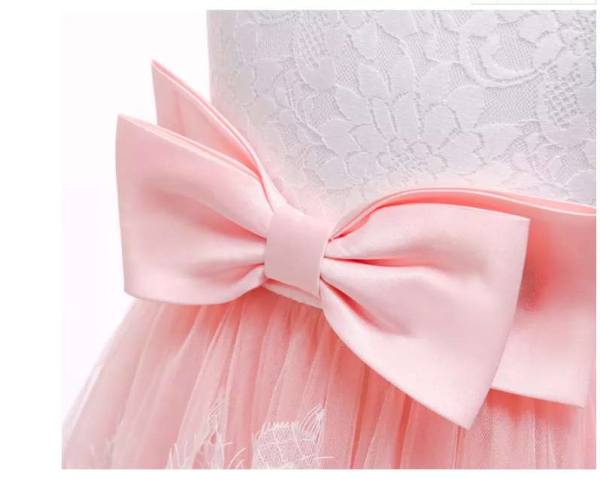5 Farben: Blumenmädchenkleid bicolor mit zartem Spitzen-Decor und viel Tüll, solange Vorrat!