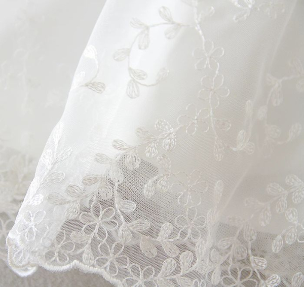 Langes stilsicheres Taufkleid zweiteilig, wunderschön, weich fliessend